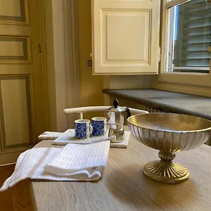puccinis-home-elegant-apartment-in-piazza-puccini.it-tuscanyhotel.com/